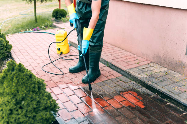 Best Patio and Deck Pressure Washing  in Defuniak Springs, FL